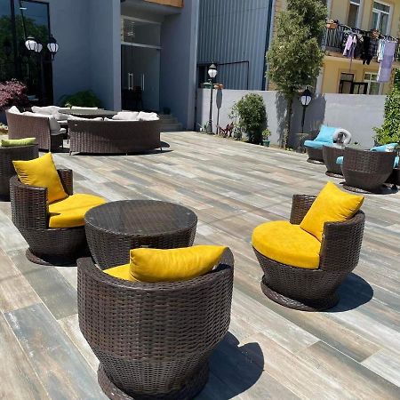 Cozy House Hotel Kobuleti Ngoại thất bức ảnh