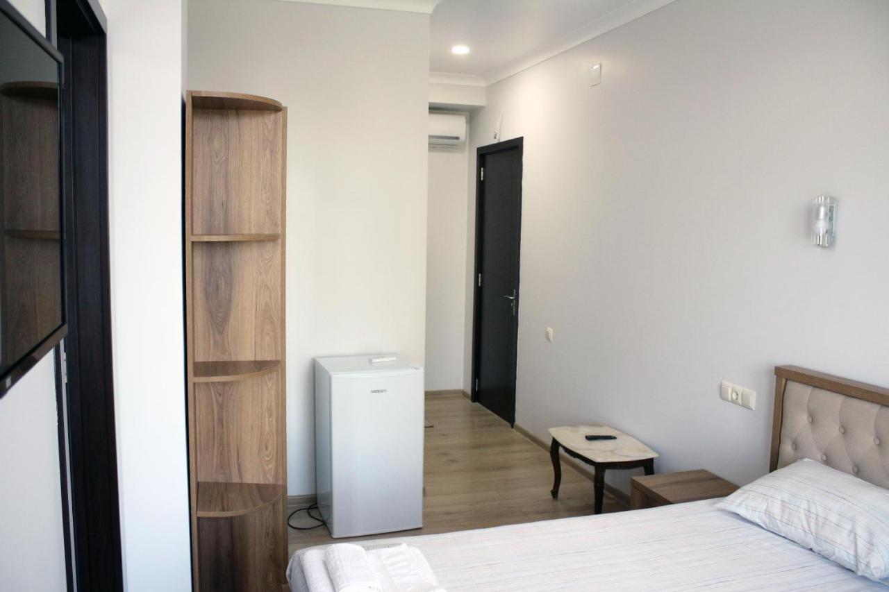 Cozy House Hotel Kobuleti Ngoại thất bức ảnh