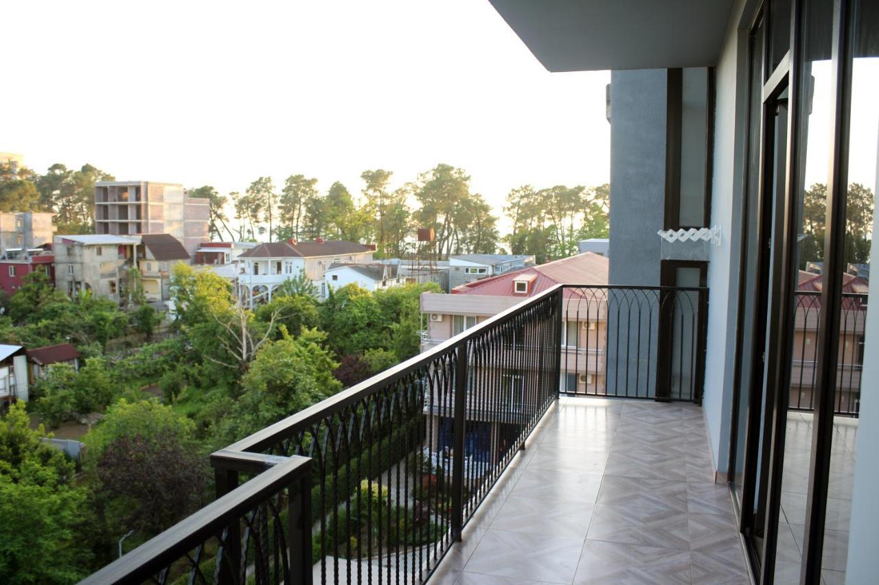Cozy House Hotel Kobuleti Ngoại thất bức ảnh