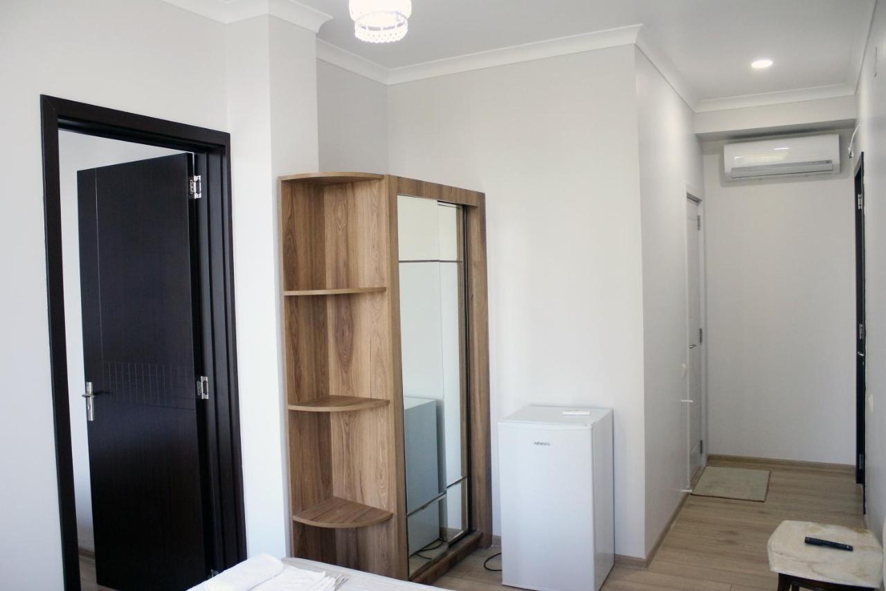 Cozy House Hotel Kobuleti Ngoại thất bức ảnh